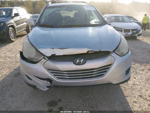 KM8JU3AC5CU515863 — 2012 Hyundai Tucson, Повреждения со всех сторон, фото до ремонта