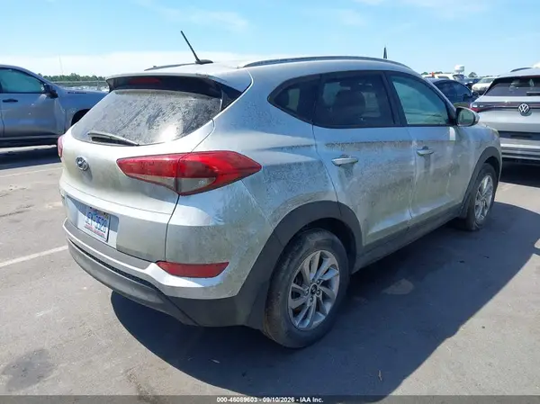KM8J33A43GU157180 — 2016 Hyundai Tucson, фото 4 с аукциона IAAI 14.10.2026, Естественный износ