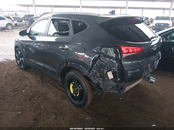 2016 HYUNDAI TUCSON VIN KM8J33A23GU035823 фото 3