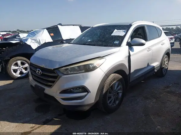 KM8J33A40GU125481 — 2016 Hyundai Tucson, фото 2 с аукциона IAAI, Передняя часть