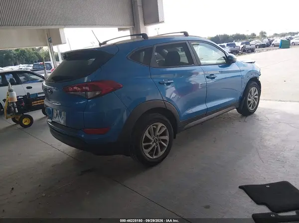 KM8J33A4XGU198311 — 2016 Hyundai Tucson, фото 4 с аукциона IAAI, Передняя часть