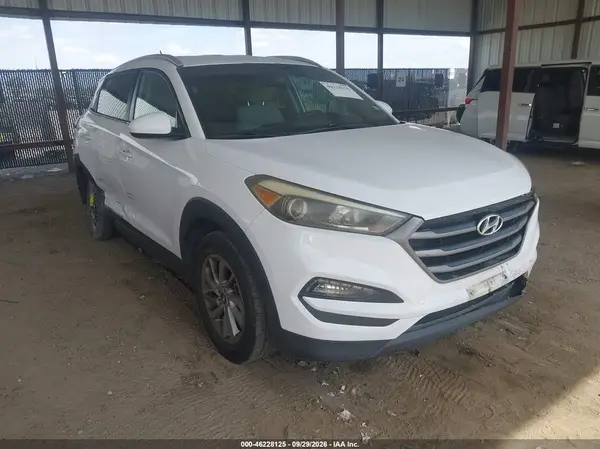 KM8J3CA49GU140190 — 2016 Hyundai Tucson, Правый бок (Right Side), фото до ремонта