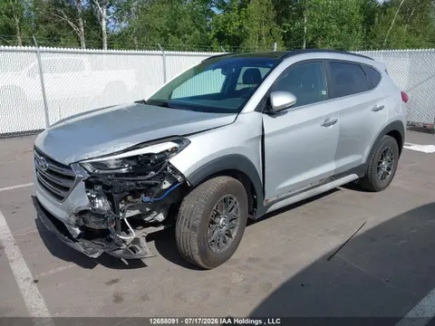 2017 Hyundai Tucson VIN KM8J3CA27HU415717 фото 2