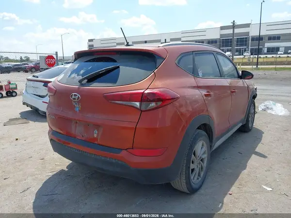 KM8J33A45HU436972 — 2017 Hyundai Tucson, фото 4 с аукциона IAAI 14.10.2026, Передняя и задняя части