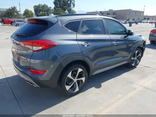 KM8J33A23HU377208 — 2017 Hyundai Tucson, фото 4 с аукциона IAAI, Передняя часть