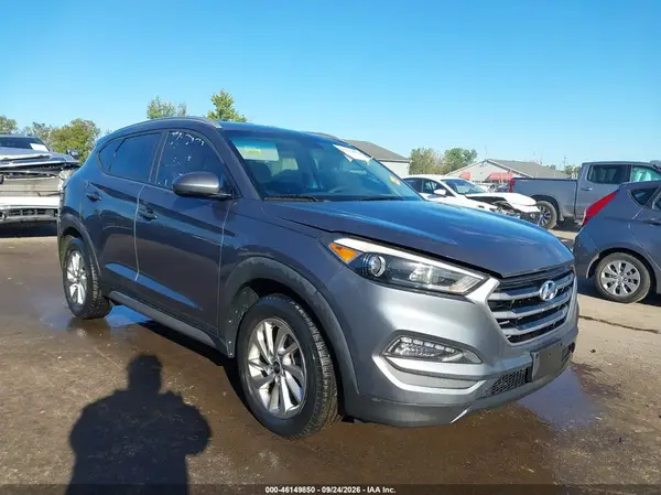 KM8J3CA47HU302917 — 2017 Hyundai Tucson, Угон (Theft), фото до ремонта
