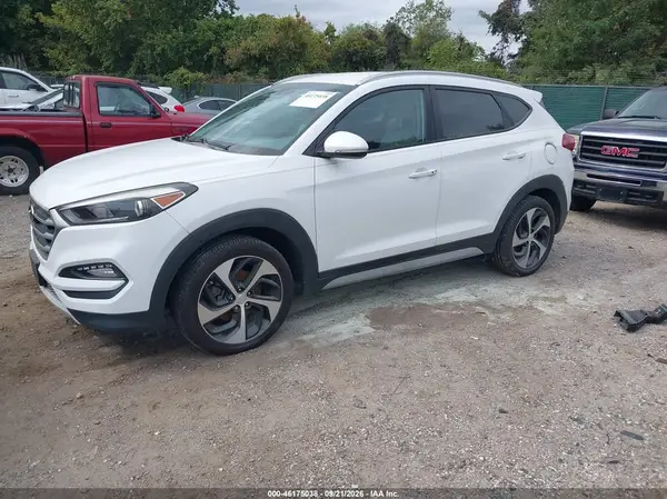 KM8J3CA25HU379395 — 2017 Hyundai Tucson, фото 2 с аукциона IAAI, Пожар двигателя