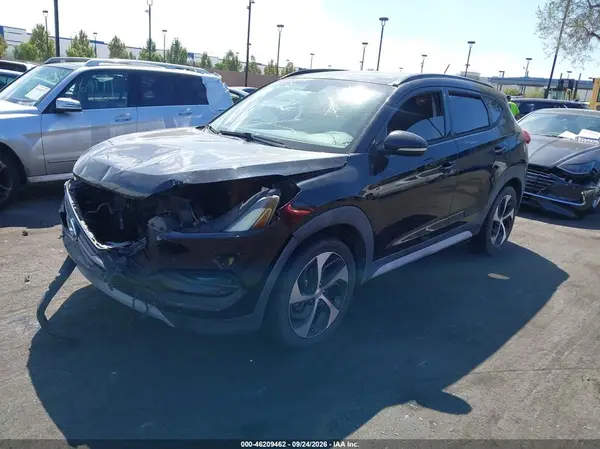 KM8J33A20HU569623 — 2017 Hyundai Tucson, фото 2 с аукциона IAAI, Передняя часть