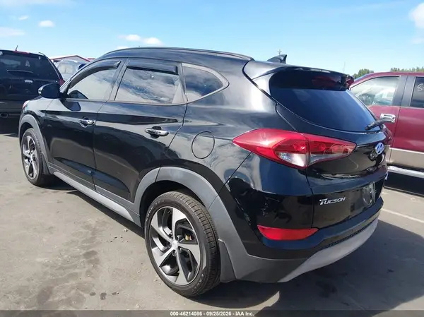 KM8J3CA23HU278307 — 2017 Hyundai Tucson, фото 3 с аукциона IAAI 13.10.2026, Естественный износ