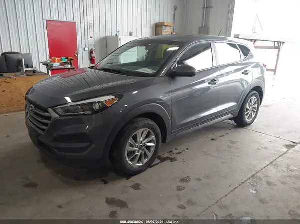 KM8J2CA49JU654986 — 2018 Hyundai Tucson, фото 2 с аукциона IAAI 06.10.2026, Естественный износ