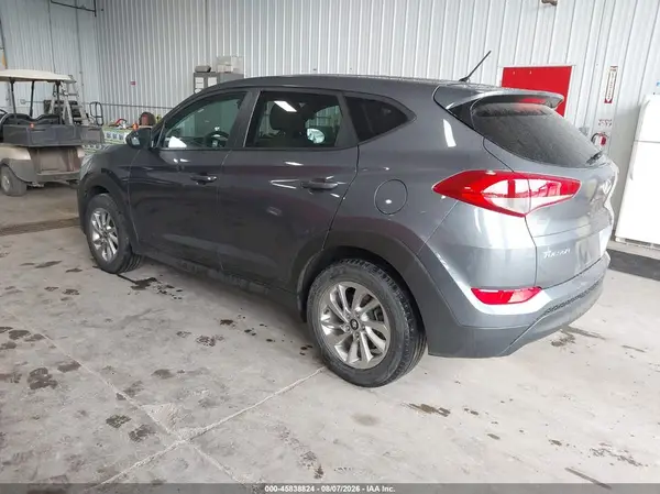 KM8J2CA49JU654986 — 2018 Hyundai Tucson, фото 3 с аукциона IAAI 06.10.2026, Естественный износ