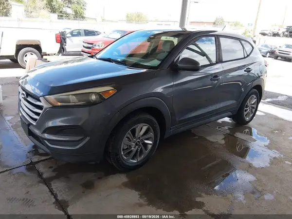 KM8J23A47JU635515 — 2018 Hyundai Tucson, фото 2 с аукциона IAAI 07.10.2026, Естественный износ