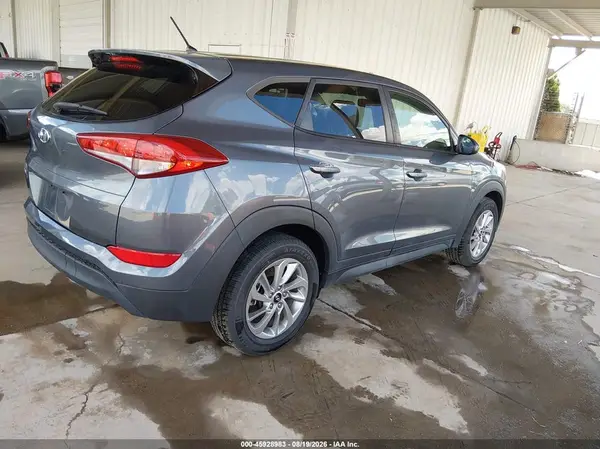 KM8J23A47JU635515 — 2018 Hyundai Tucson, фото 4 с аукциона IAAI 07.10.2026, Естественный износ