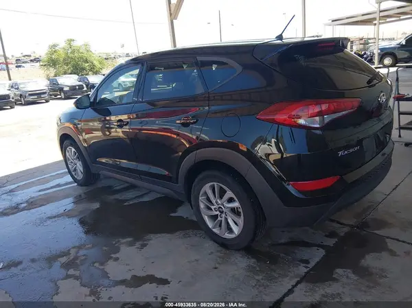 KM8J23A44JU653504 — 2018 Hyundai Tucson, фото 3 с аукциона IAAI 07.10.2026, Естественный износ