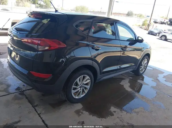 KM8J23A44JU653504 — 2018 Hyundai Tucson, фото 4 с аукциона IAAI 07.10.2026, Естественный износ