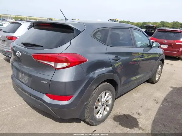 KM8J2CA43JU693850 — 2018 Hyundai Tucson, фото 4 с аукциона IAAI 11.10.2026, Град