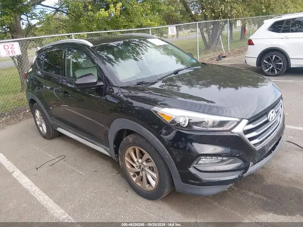 KM8J3CA44JU609354 — 2018 Hyundai Tucson, Передняя часть (Front End), фото до ремонта
