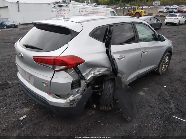 KM8J3CA45JU731883 — 2018 Hyundai Tucson, фото 4 с аукциона IAAI, Задняя часть справа