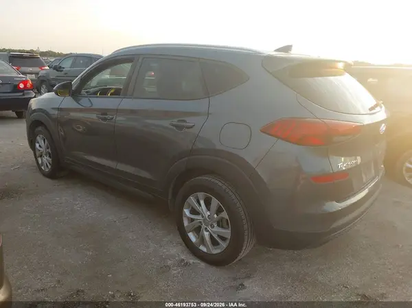 KM8J33A45KU869568 — 2019 Hyundai Tucson, фото 3 с аукциона IAAI 12.10.2026, Естественный износ