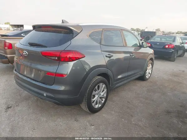 KM8J33A45KU869568 — 2019 Hyundai Tucson, фото 4 с аукциона IAAI 12.10.2026, Естественный износ