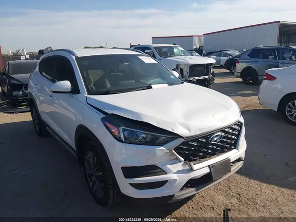 KM8J33AL0MU321634 — 2021 Hyundai Tucson, Передняя часть (Front End), фото до ремонта