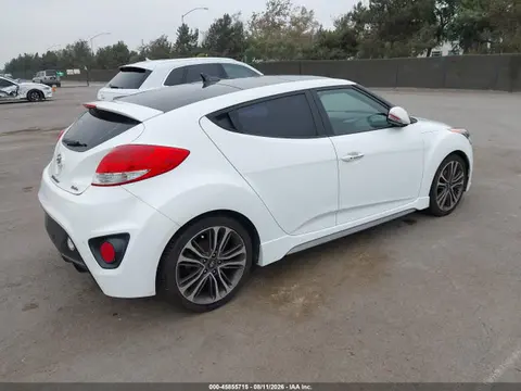 2016 Hyundai Veloster Turbo VIN KMHTC6AE5GU283835 фото 4