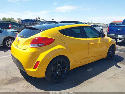 2017 Hyundai Veloster Value Edition VIN KMHTC6AD3HU321944 фото 4