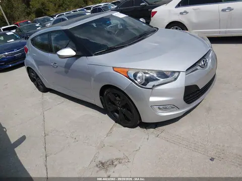 KMHTC6ADXHU319608 — 2017 Hyundai Veloster Value Edition, Естественный износ (Normal Wear & Tear), фото до ремонта