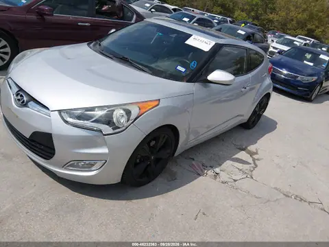 2017 Hyundai Veloster Value Edition VIN KMHTC6ADXHU319608 фото 2