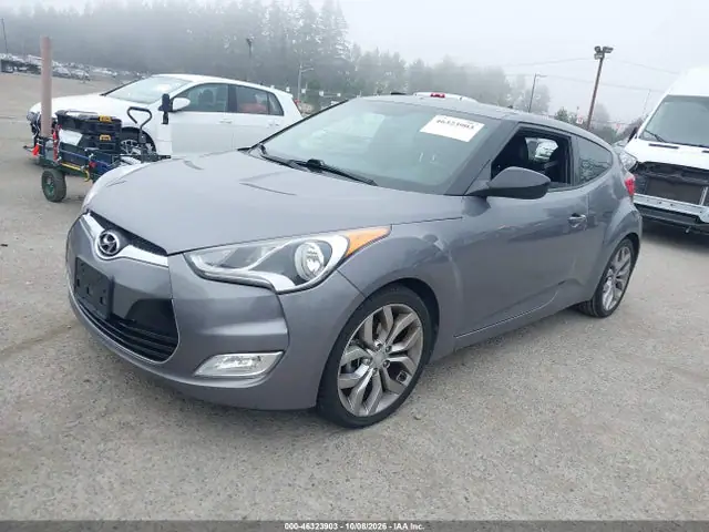 KMHTC6ADXFU242963 — 2015 Hyundai Veloster, фото 2 с аукциона IAAI 14.10.2026, Естественный износ