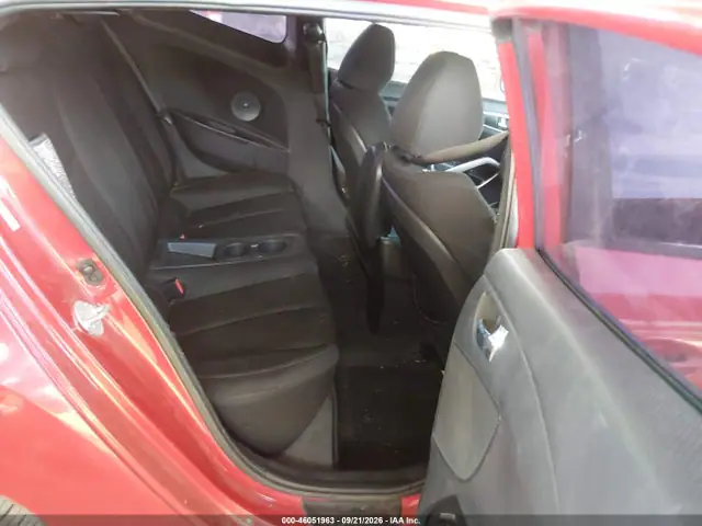 KMHTC6ADXGU265869 — 2016 Hyundai Veloster, фото 8 с аукциона IAAI 13.10.2026, Передняя часть