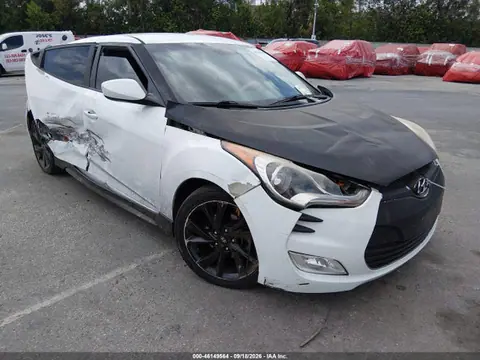 KMHTC6ADXGU262633 — 2016 Hyundai Veloster, Угон (Theft), фото до ремонта