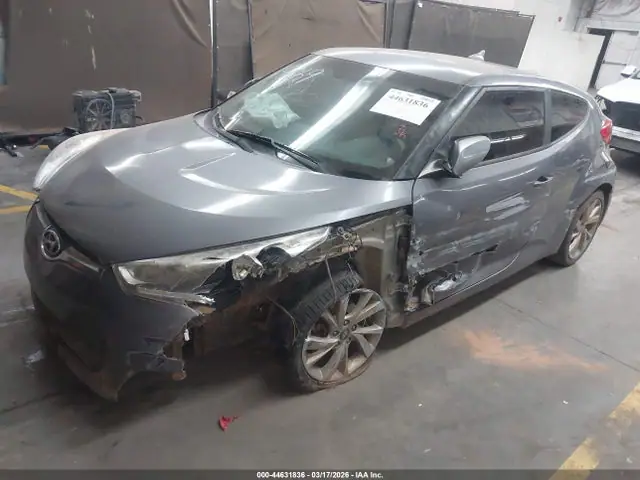 KMHTC6AD0HU306317 — 2017 Hyundai Veloster, фото 2 с аукциона IAAI 29.09.2026, Передняя часть