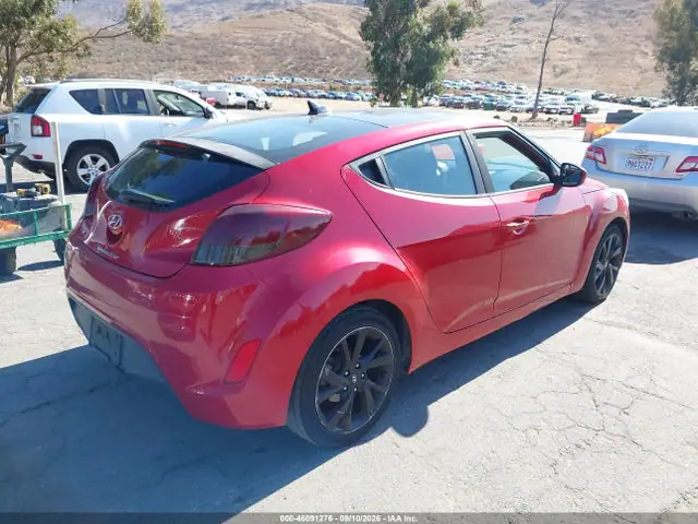2017 Hyundai Veloster VIN KMHTC6AD5HU311271 фото 4