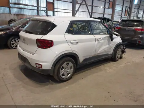2025 Hyundai Venue Essential VIN KMHRB8A37SU385265 фото 4