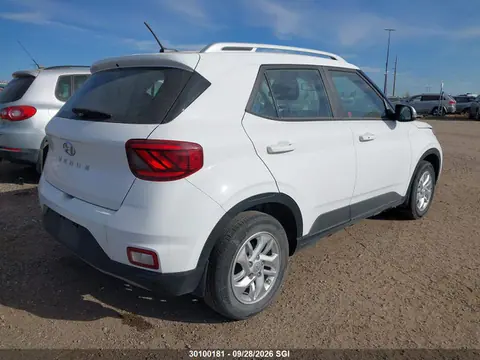 2023 Hyundai Venue Sel/limited VIN KMHRC8A39PU215686 фото 4