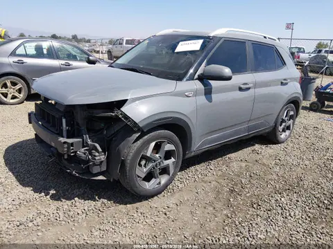 2021 Hyundai Venue Sel VIN KMHRC8A31MU076178 фото 2