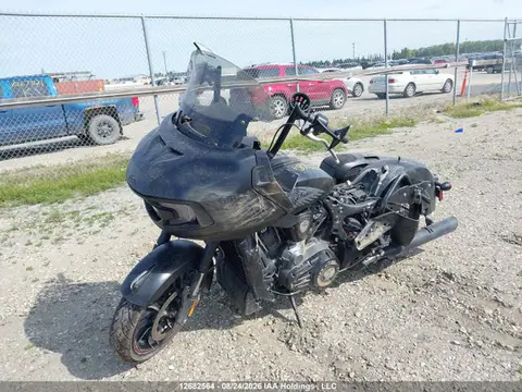 2020 INDIAN MOTORCYCLE CO. Challenger Dark Horse VIN 56KLCDRRXL3387019 фото 2