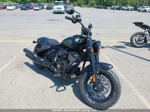 56KDLDBH7S3020454 — 2025 Indian Motorcycle Co. Chief Bobber Darkhorse Abs, Передняя часть (Front), фото до ремонта