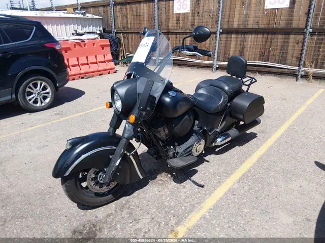 56KCCDAA4G3327023 — 2016 Indian Motorcycle Co. Chief Dark Horse, фото 2 с аукциона IAAI 30.09.2026, Левый и правый бока