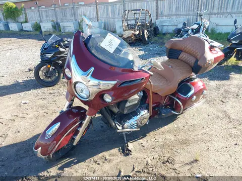 2020 INDIAN MOTORCYCLE CO. Roadmaster VIN 56KTRABB6L3388906 фото 2