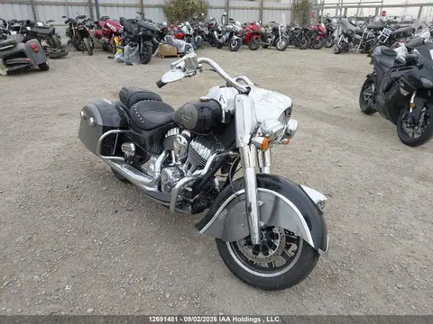 56KTHAAA0S3439150 — 2025 Indian Motorcycle Co. Springfield, Передняя часть (Front), фото до ремонта