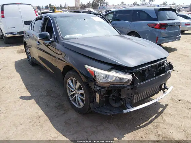 JN1CV7AP8HM641360 Infiniti Q50 2.0T Base 2017 — повреждение Левый бок, фото до ремонта