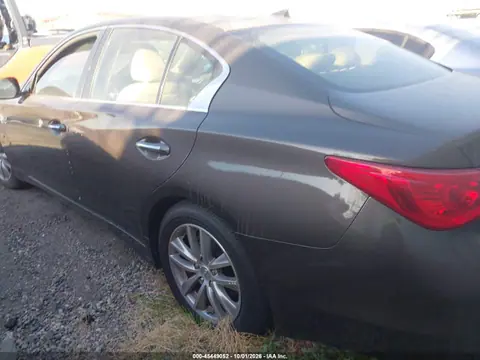 2015 Infiniti Q50 Premium VIN JN1BV7AP8FM349166 фото 3