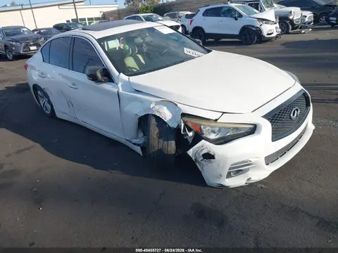 JN1BV7AP6FM351935 — 2015 Infiniti Q50 Premium, Правый бок (Right Side), фото до ремонта
