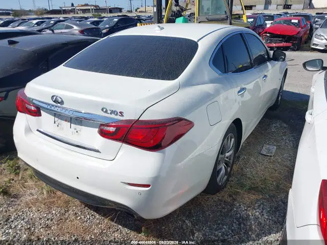 JN1BY1AP6GM220204 — 2016 Infiniti Q70 3.7, фото 4 с аукциона IAAI 30.09.2026, Передняя часть