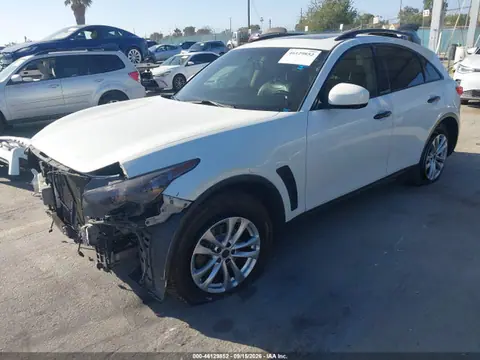 2014 Infiniti QX70 VIN JN8CS1MU5EM450564 фото 2