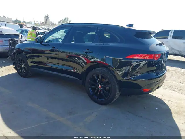 SADCK2FX6LA618031 — 2020 Jaguar F-Pace Prestige P250 AWD Automatic, фото 3 с аукциона IAAI 14.10.2026, Передняя часть слева