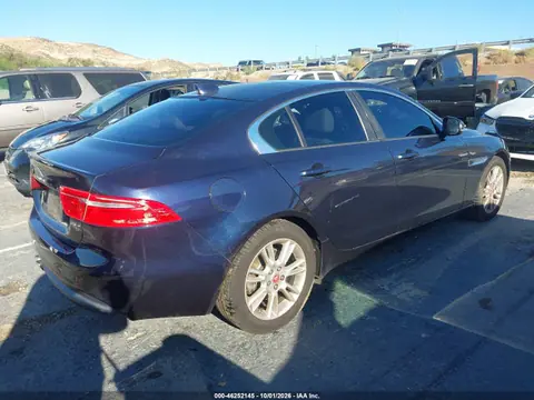 2017 Jaguar Xe 20d Premium VIN SAJAD4BN6HA976168 фото 4