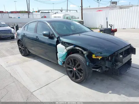 SAJAE4BV3HA975458 — 2017 Jaguar Xe 35T Prestige, Передняя часть справа (Right Front), фото до ремонта